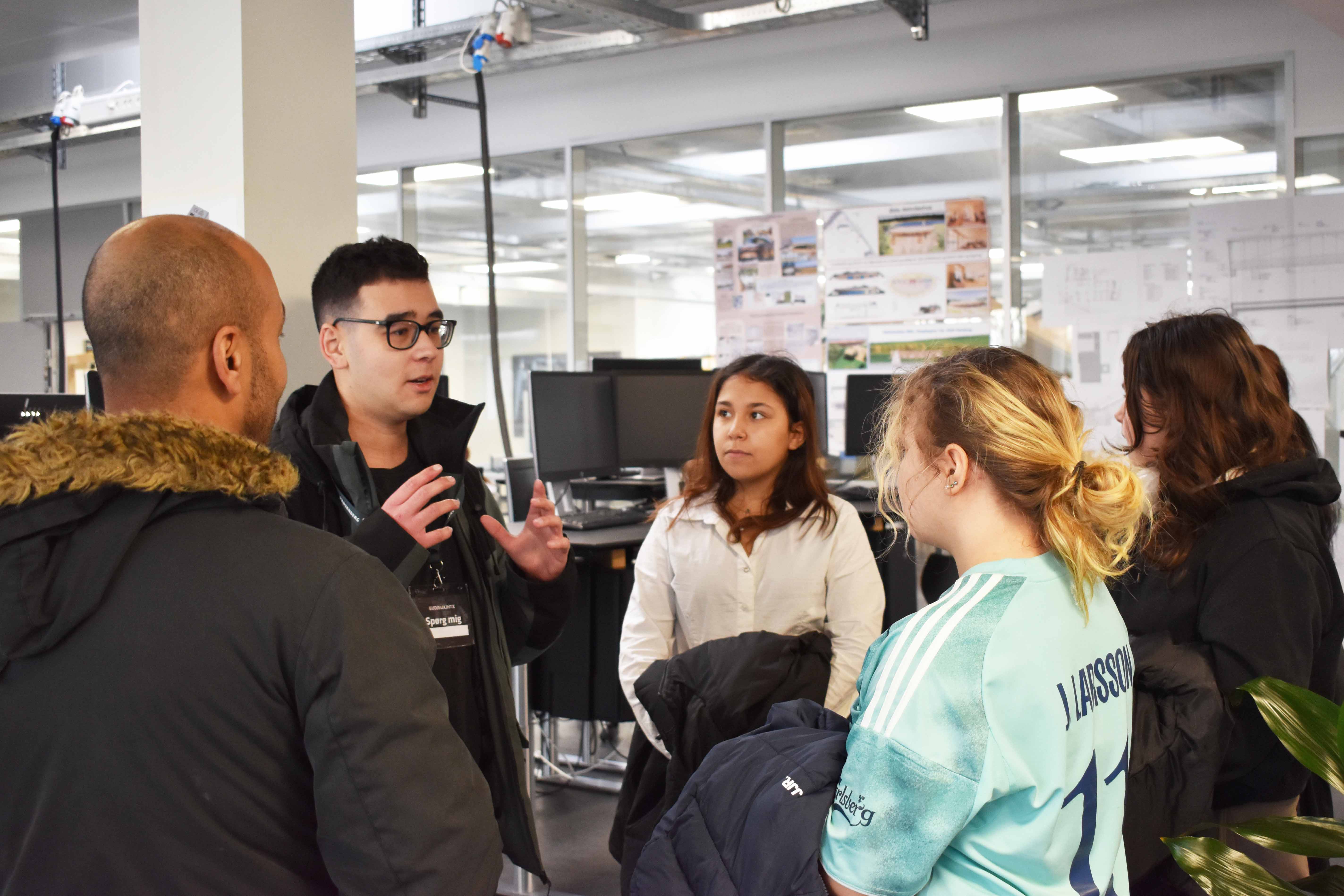 Til Åbent Hus 2026 var der mange besøgende på uddannelsen til teknisk designer