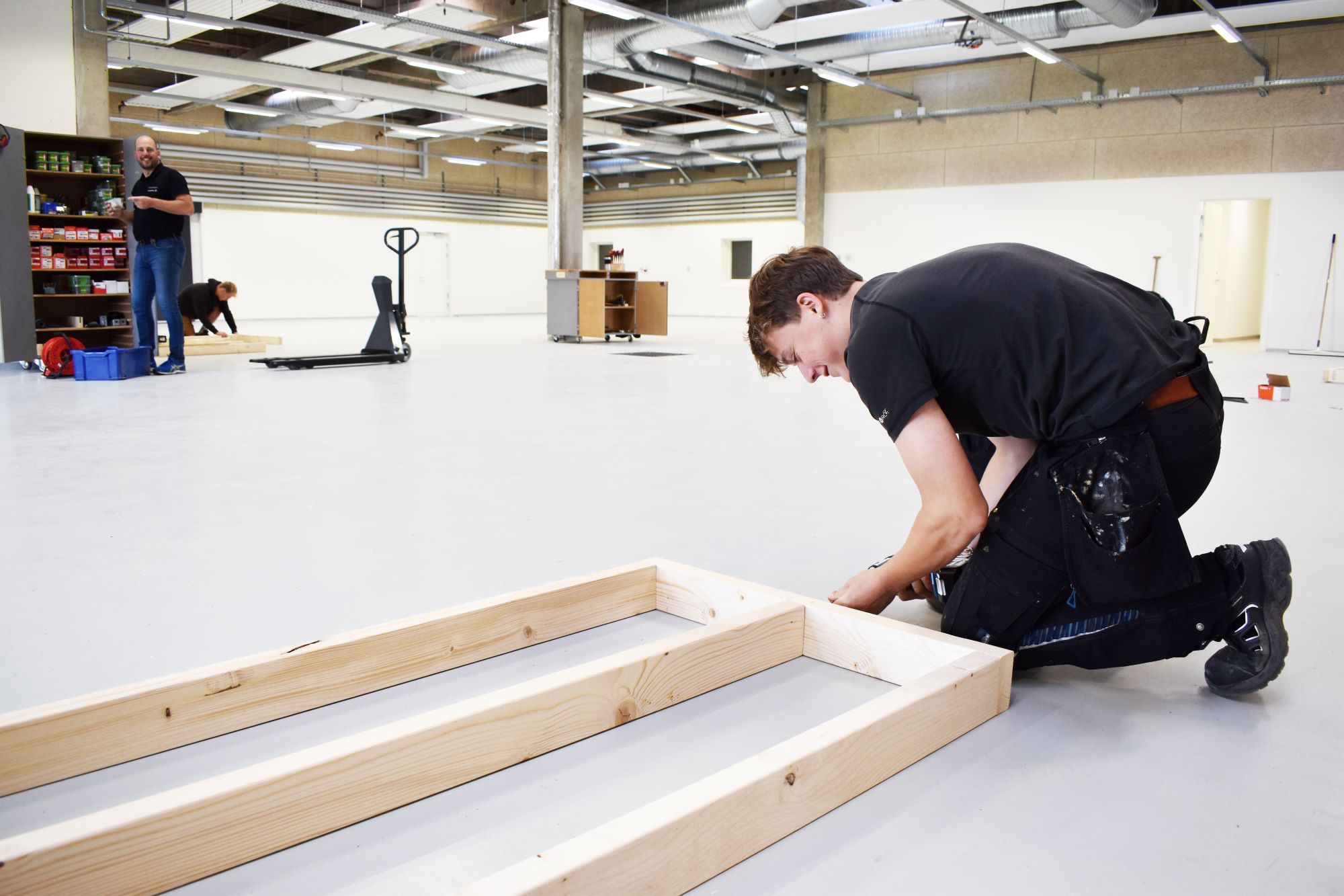 Tømrereleverne har fået optimale forhold i Hansenbergs nye bygning på C. F. Tietgens Vej 8 i Kolding.