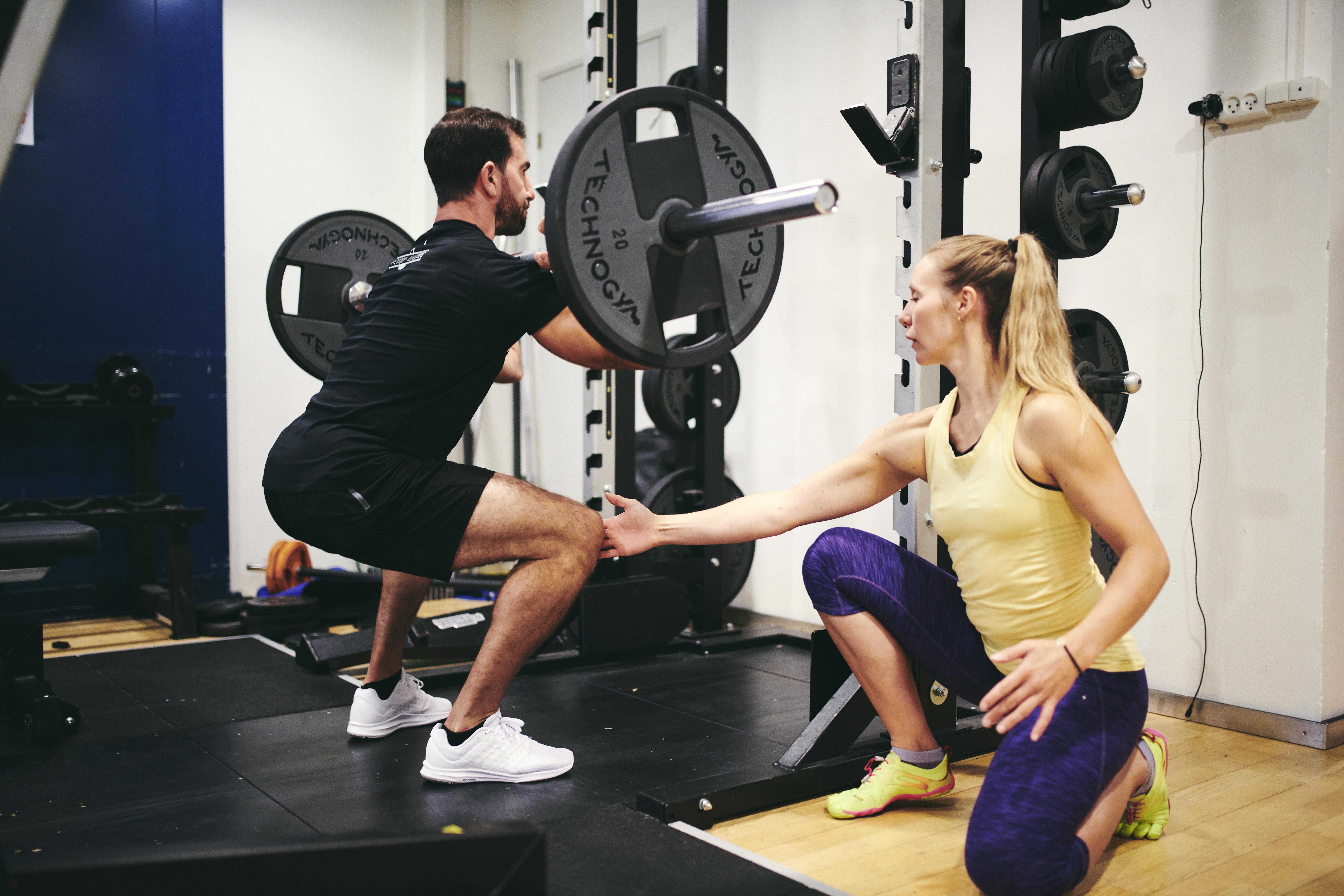 Eleverne på Fitness- og træneruddannelsen lærer at coacher kunderne.