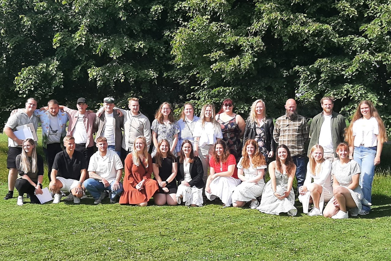 Holdfoto med nye dyrepassere juni 2025