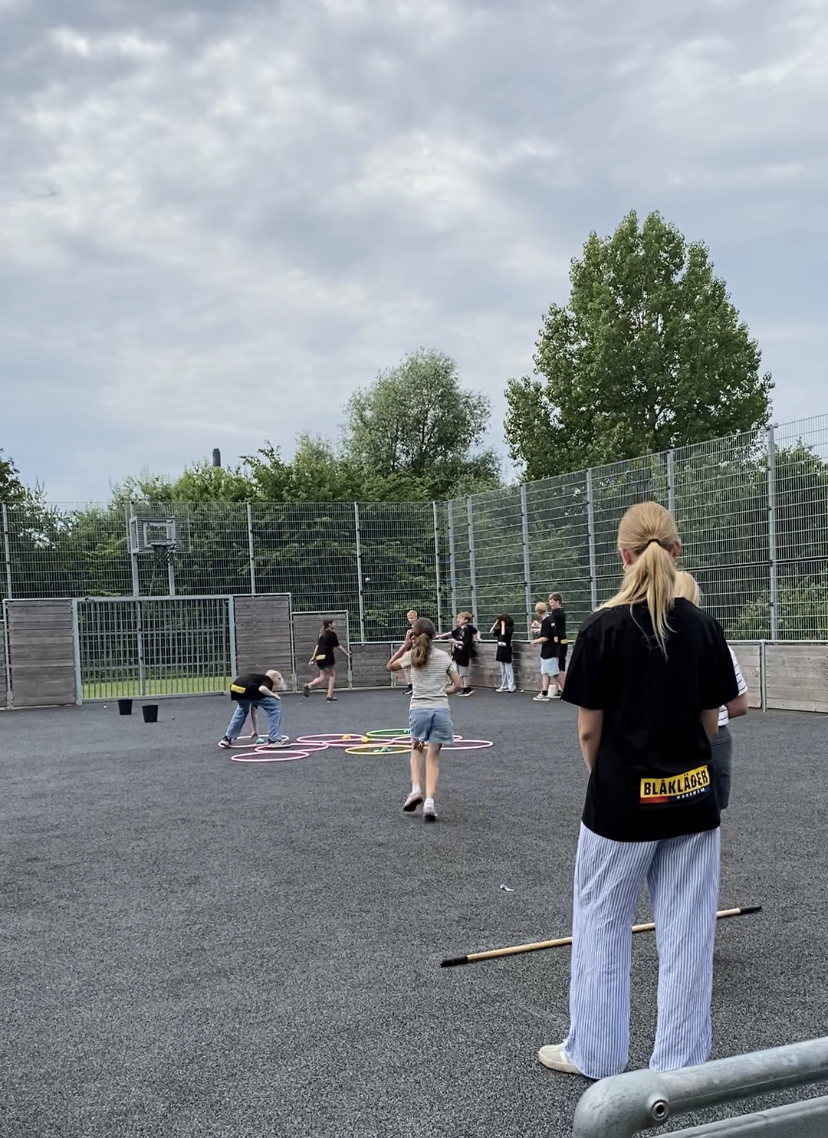 Konkurrencer og sjov ude i den friske luft, når eleverne i 5.-10. klasse deltager på årets SommerCamp.